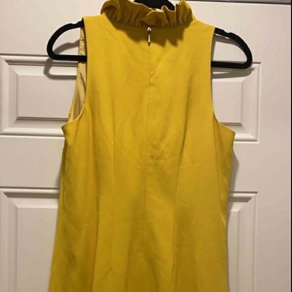 Trina Turk Atlantis Ruffled V-Neck Sleeveless Dres - Picture 12 of 13